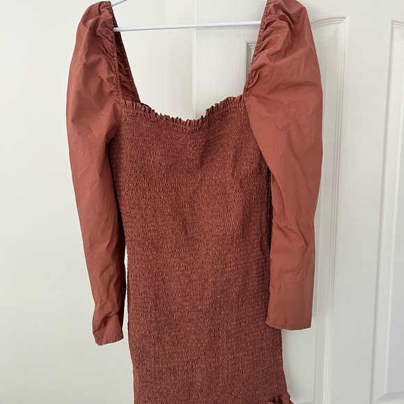 Aritzia: Wilfred Dress - Picture 2 of 4